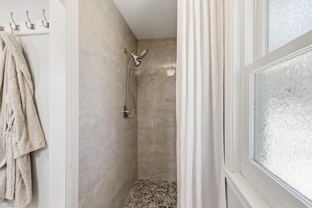4294 S Creekhaven Rd, Auburn, CA 95602