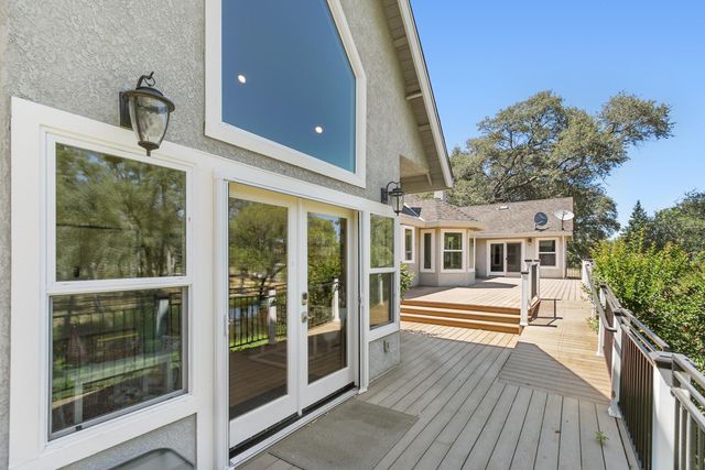 4294 S Creekhaven Rd, Auburn, CA 95602