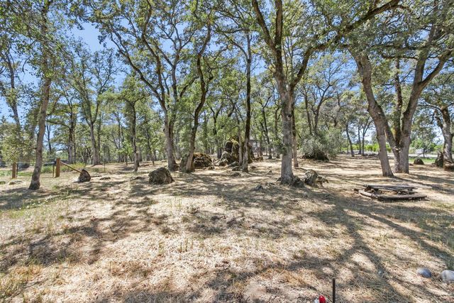 4294 S Creekhaven Rd, Auburn, CA 95602