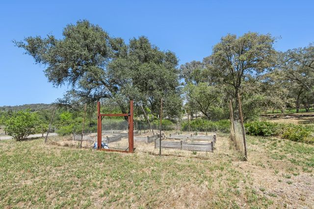 4294 S Creekhaven Rd, Auburn, CA 95602