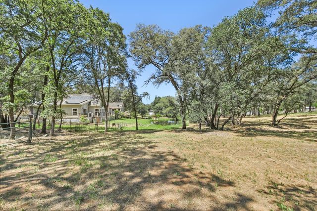 4294 S Creekhaven Rd, Auburn, CA 95602
