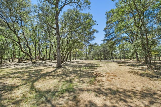 4294 S Creekhaven Rd, Auburn, CA 95602