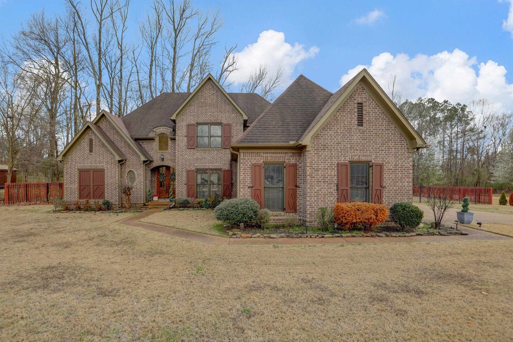 9039 STONEDALE DR, Memphis, TN 38018