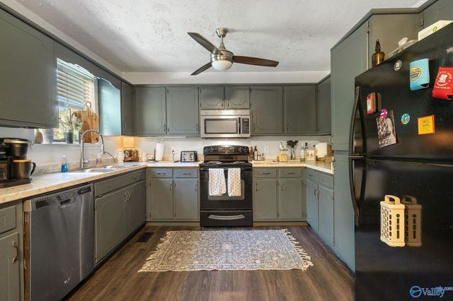 1166 County Road 1303, Cullman, AL 35058