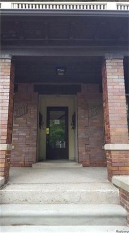 8007 3rd Street, Detroit, MI 48202