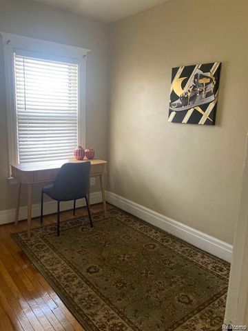 8007 3rd Street, Detroit, MI 48202