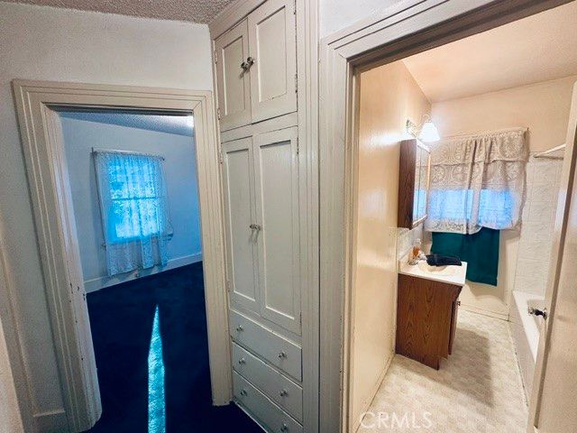 1038 N Azusa Avenue, Azusa, CA 91702