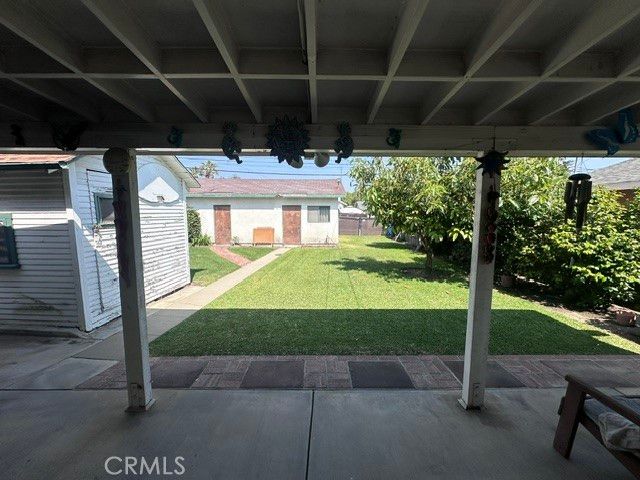 1038 N Azusa Avenue, Azusa, CA 91702
