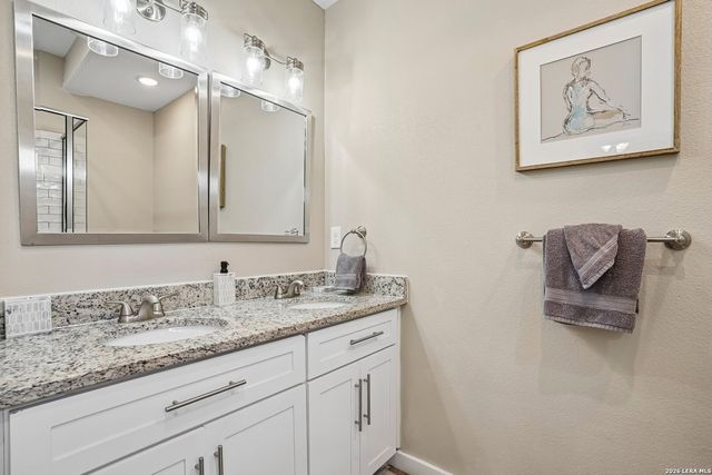706 S OLIVE ST, San Antonio, TX 78203