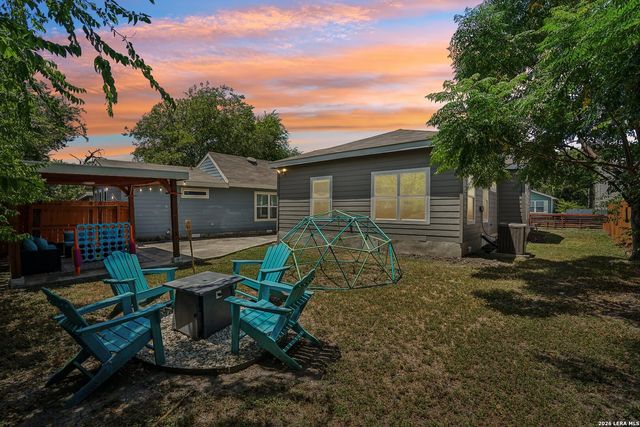 706 S OLIVE ST, San Antonio, TX 78203