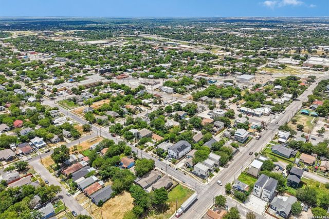 706 S OLIVE ST, San Antonio, TX 78203