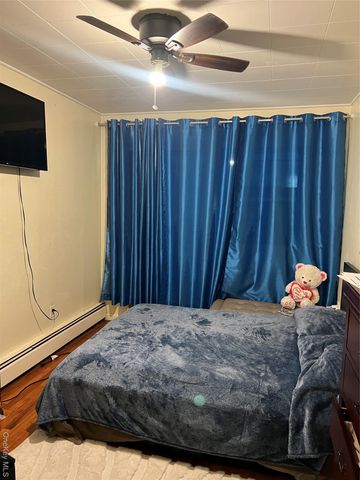 1461 E 233rd Street, Bronx, NY 10466