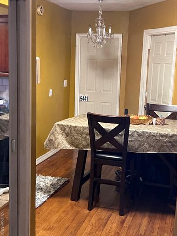 1461 E 233rd Street, Bronx, NY 10466