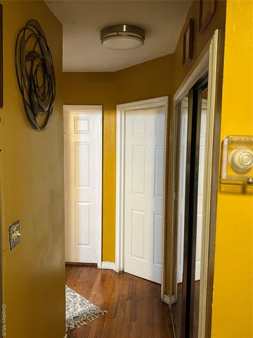 1461 E 233rd Street, Bronx, NY 10466