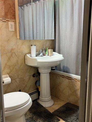 1461 E 233rd Street, Bronx, NY 10466