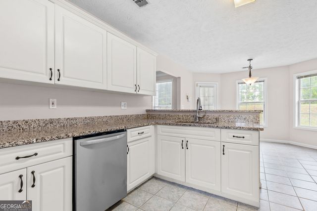 3854 Wheaton Court, Snellville, GA 30039