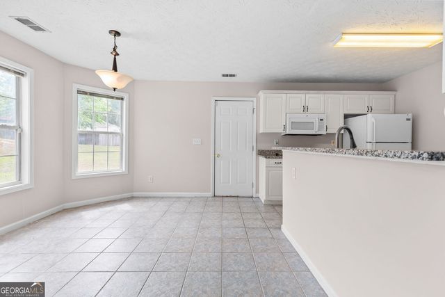 3854 Wheaton Court, Snellville, GA 30039
