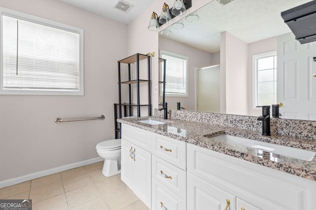 3854 Wheaton Court, Snellville, GA 30039