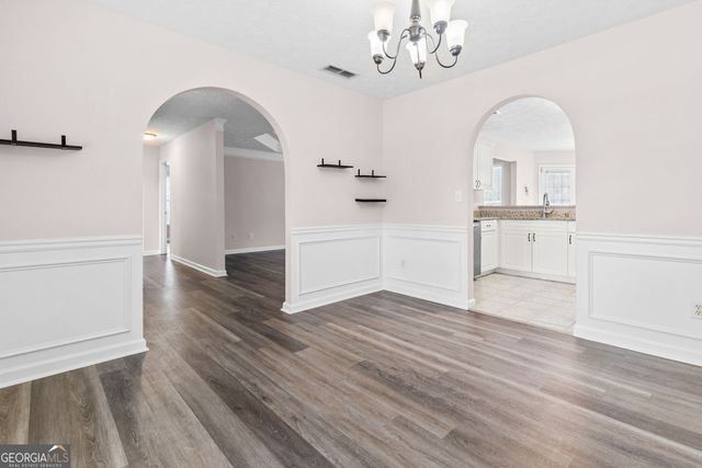 3854 Wheaton Court, Snellville, GA 30039