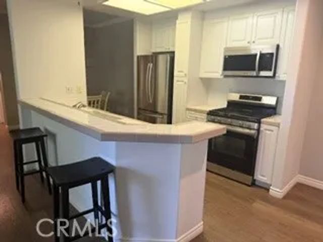 17809 Halsted, Northridge, CA 91325