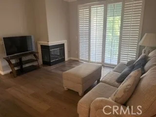 17809 Halsted, Northridge, CA 91325