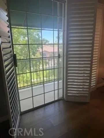 17809 Halsted, Northridge, CA 91325