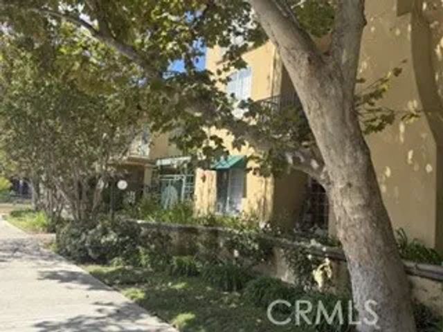 17809 Halsted, Northridge, CA 91325