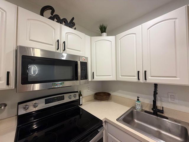 180 Cypress Club Drive 815, Pompano Beach, FL 33060