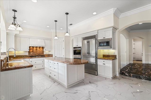 9624 Gray Fox Ct, Oakdale, CA 95361