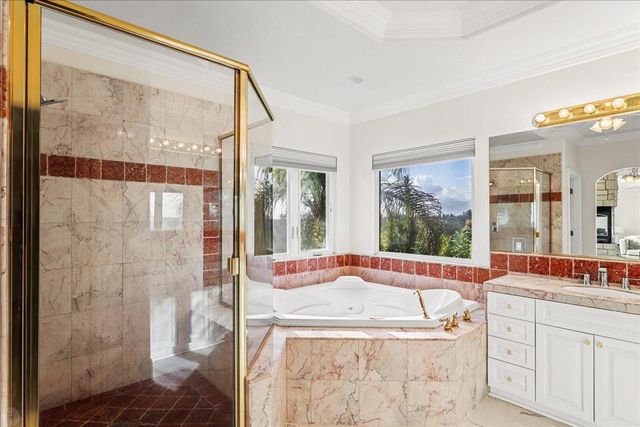 9624 Gray Fox Ct, Oakdale, CA 95361