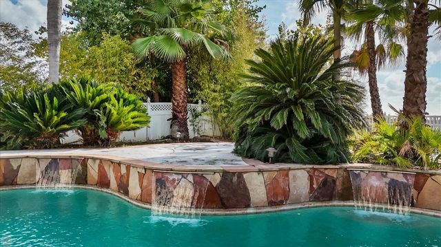 9624 Gray Fox Ct, Oakdale, CA 95361