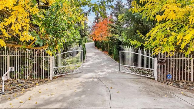 9624 Gray Fox Ct, Oakdale, CA 95361