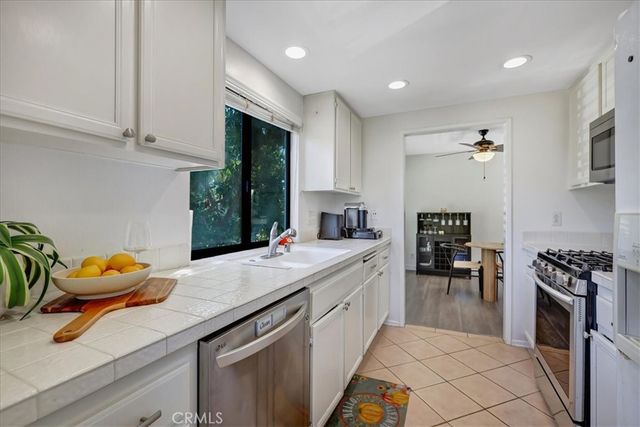 75 Cambria, Aliso Viejo, CA 92656