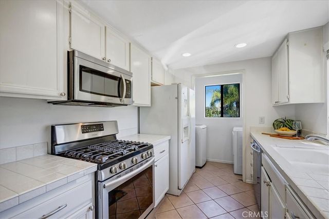 75 Cambria, Aliso Viejo, CA 92656