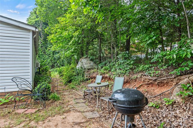 323 Carlyle Road, Troutman, NC 28166