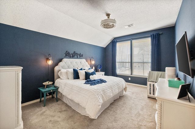 2305 Laura Elizabeth Trail, Mansfield, TX 76063