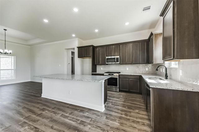 6427 Tomahawk Drive, Baytown, TX 77523