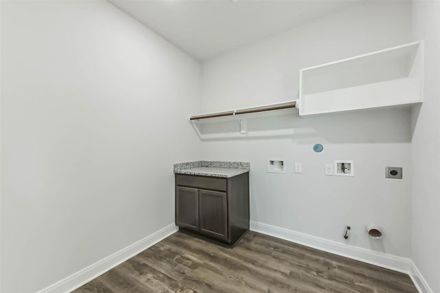 6427 Tomahawk Drive, Baytown, TX 77523