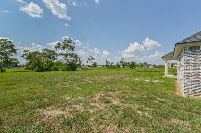 6427 Tomahawk Drive, Baytown, TX 77523