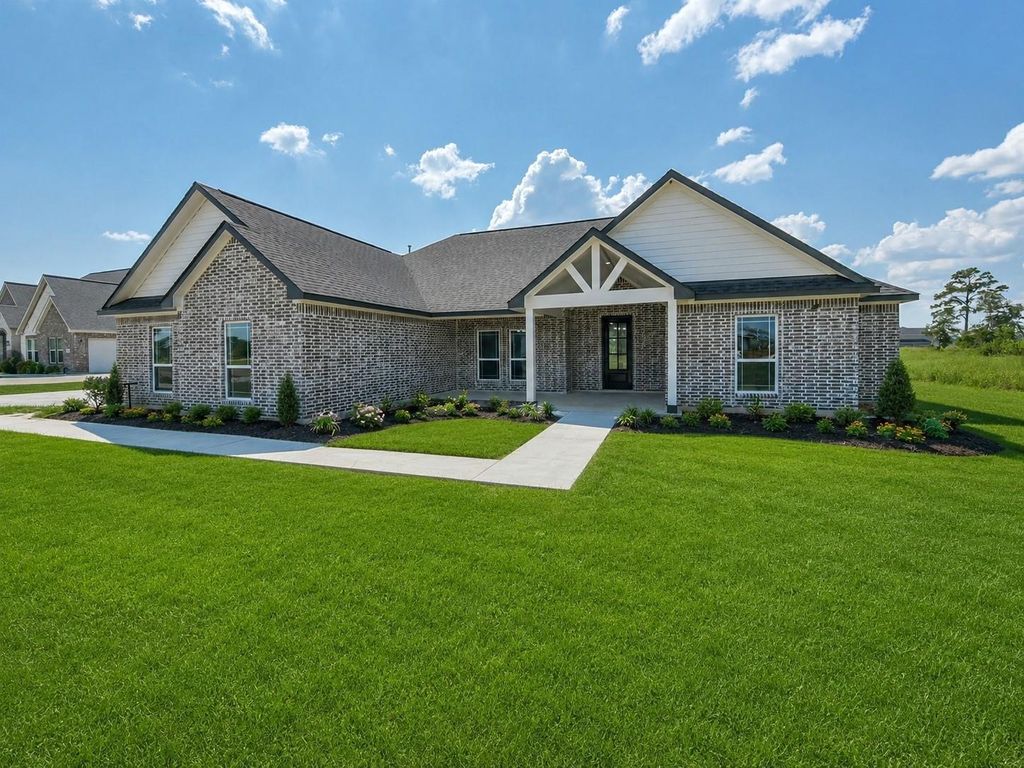 6427 Tomahawk Drive, Baytown, TX 77523