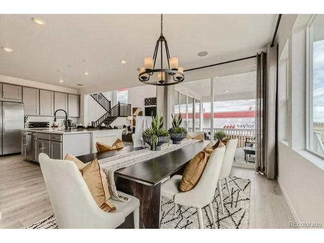16847 W 92nd Dr, Arvada, CO 80007