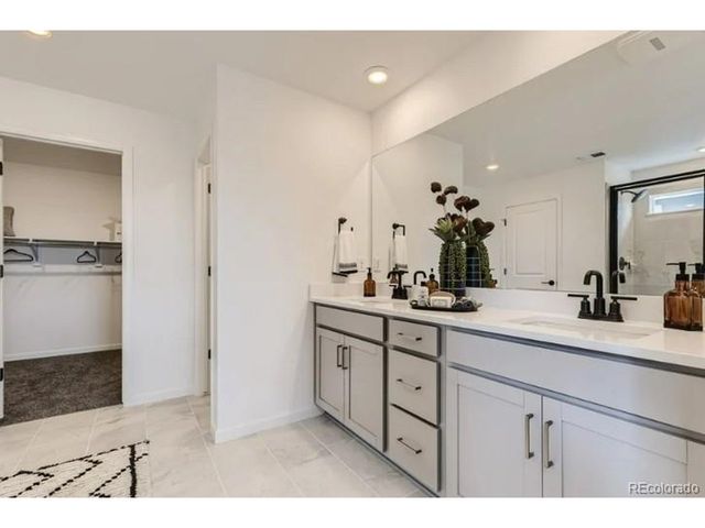 16847 W 92nd Dr, Arvada, CO 80007