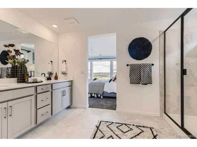 16847 W 92nd Dr, Arvada, CO 80007