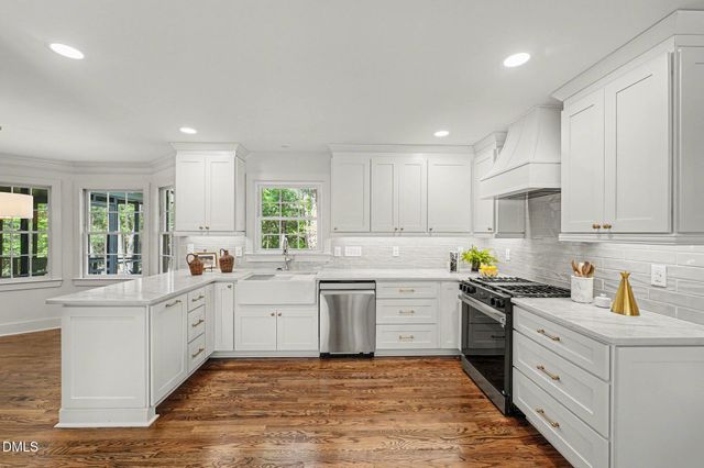 601 Brittany Bay E, Raleigh, NC 27614