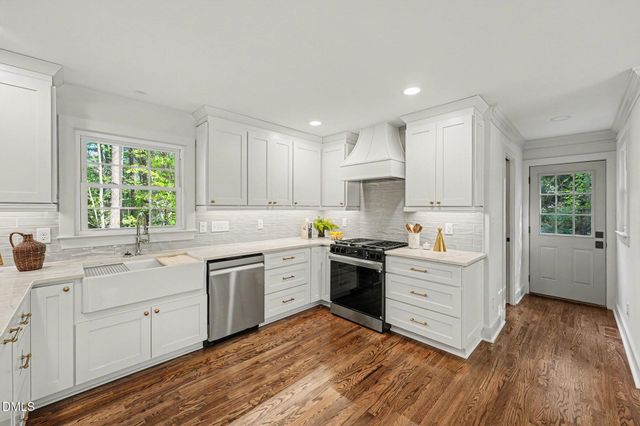 601 Brittany Bay E, Raleigh, NC 27614