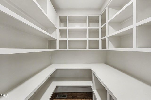 601 Brittany Bay E, Raleigh, NC 27614