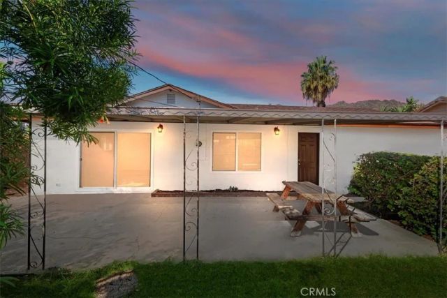 230 E Blaine, Riverside, CA 92507