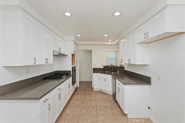 230 E Blaine, Riverside, CA 92507