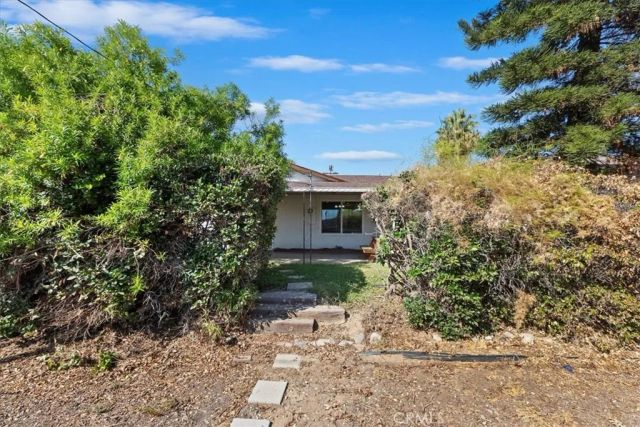 230 E Blaine, Riverside, CA 92507