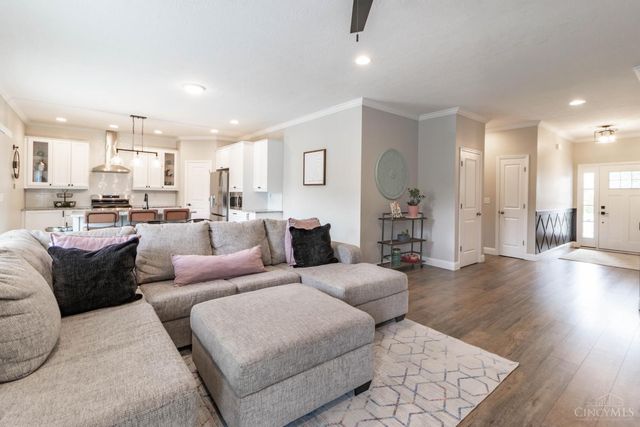 855 Sunrise Ridge Court, Hamilton Twp, OH 45039